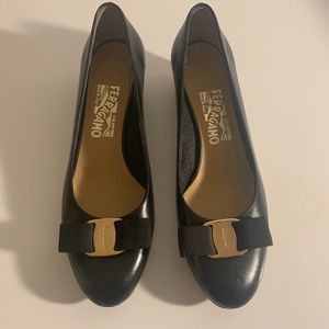 Salvatore Ferragamo: Vara Bow Pump Shoe